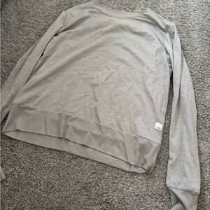 Women’s Vuori Light Gray Shirt